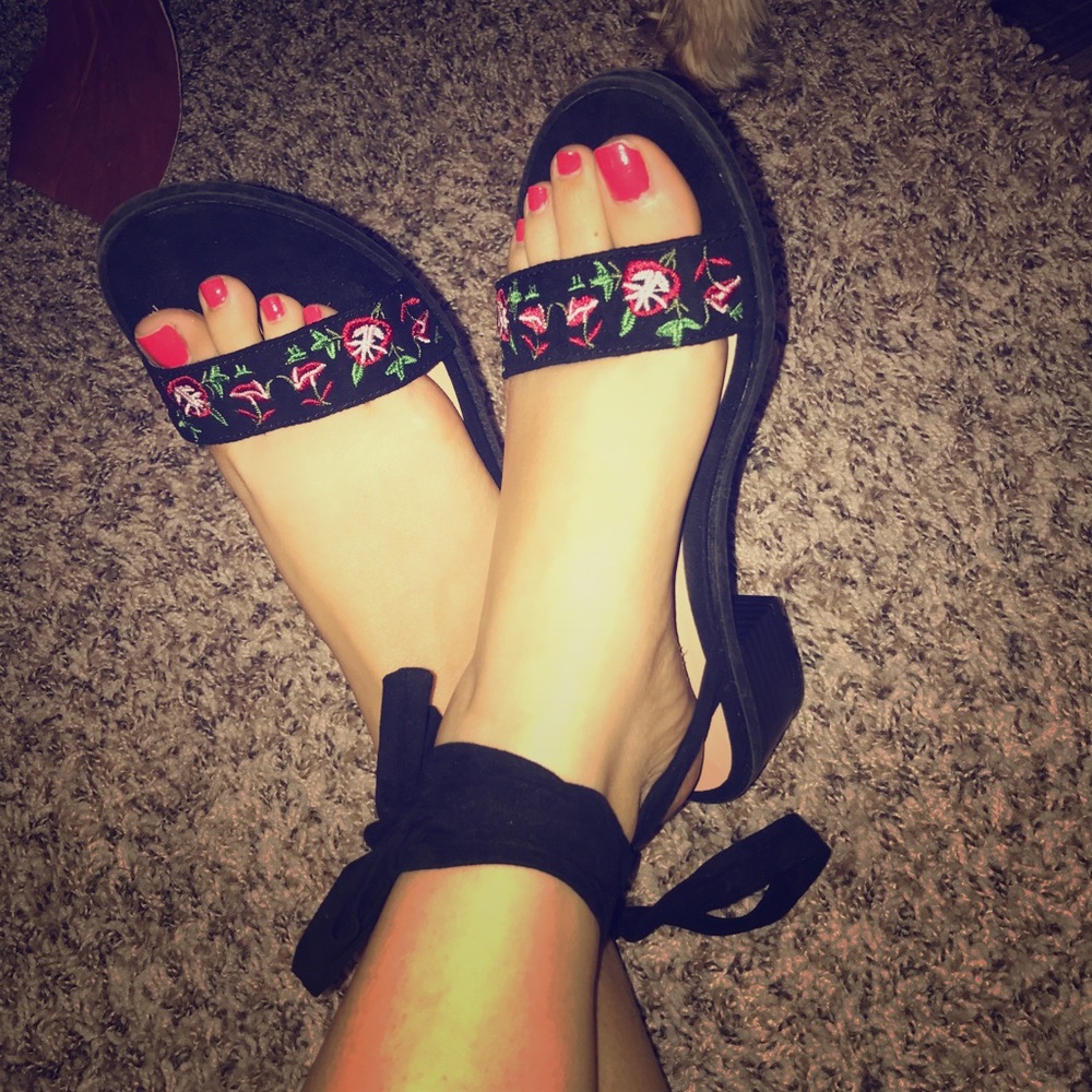 SOLD*******Forever 21 floral wedge sandals